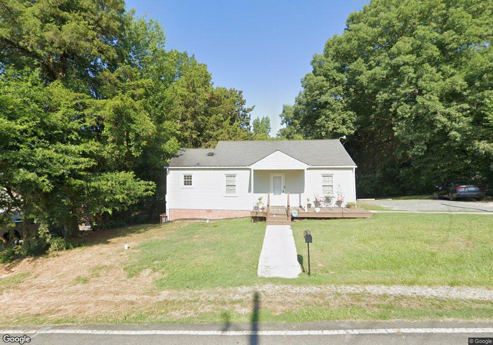 516 Columbia Ave, Ramseur, NC 27316 - photo 1