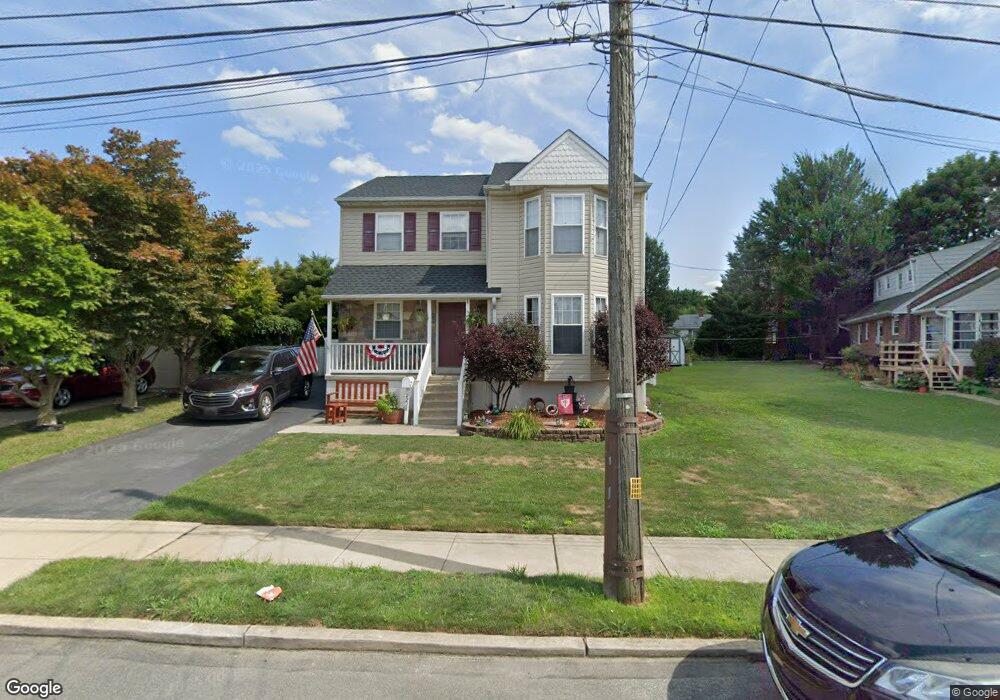 1228 Vauclain Ave, Woodlyn, PA 19094 - photo 1