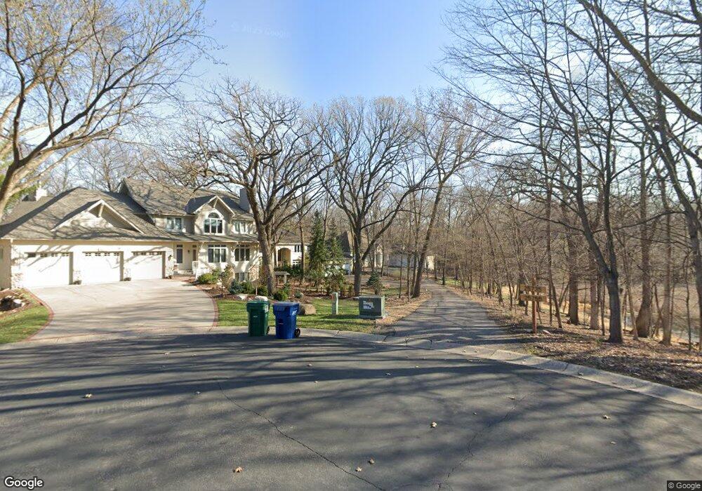 25755 Maple View Ct, Excelsior, MN 55331 - photo 1