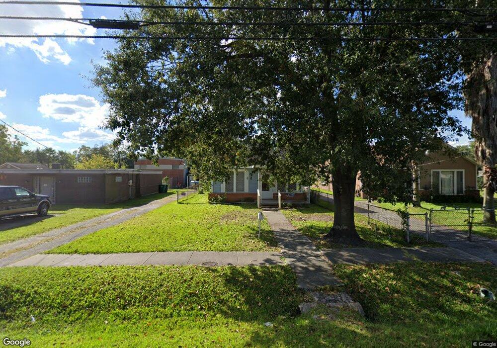 7149 Appleton St, Houston, TX 77022 - photo 1