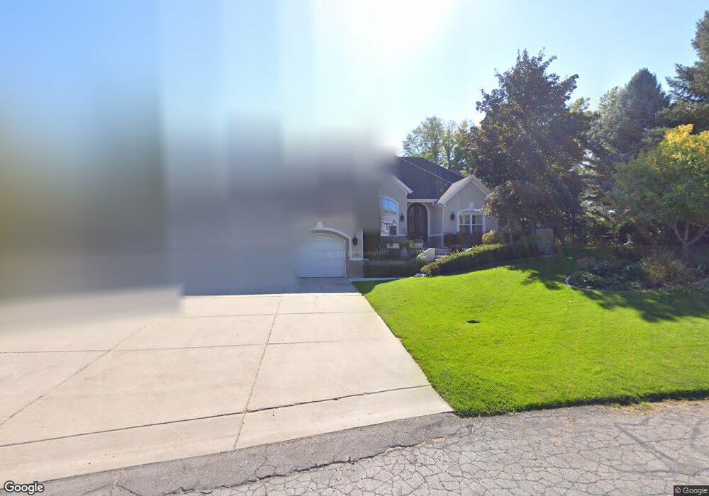 7757 Plum Creek Ln, Sandy, UT 84093 - photo 1