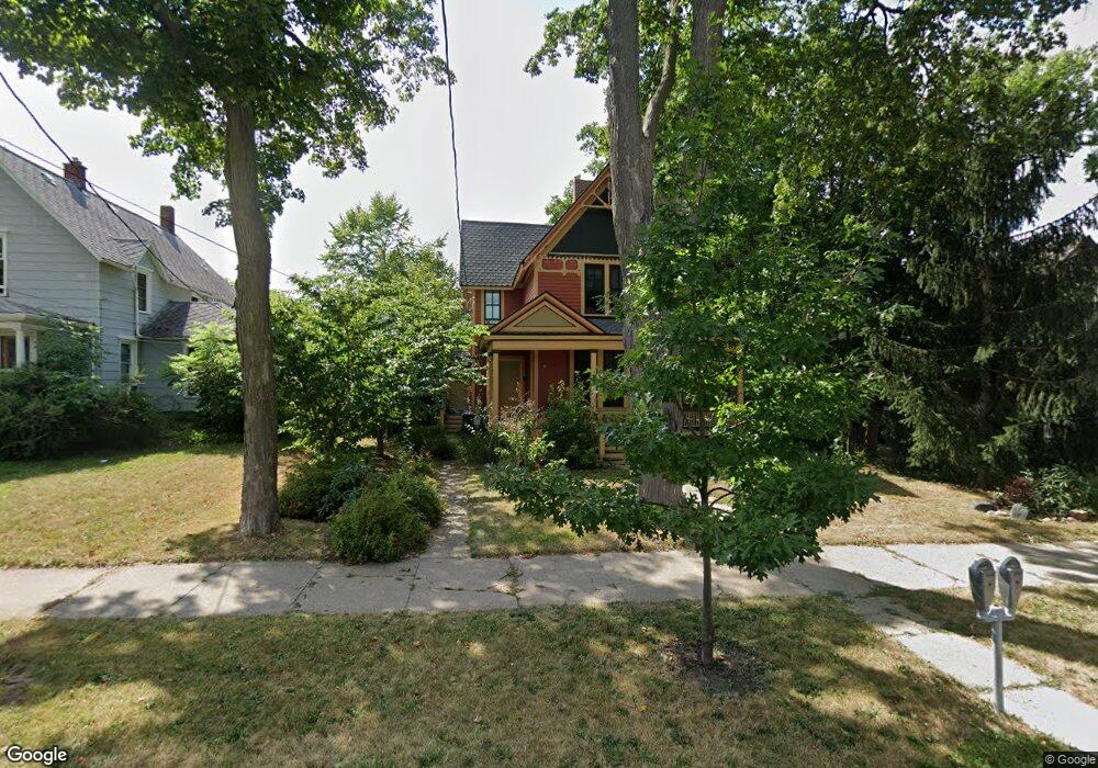 713 Seymour Ave, Lansing, MI 48906 - photo 1