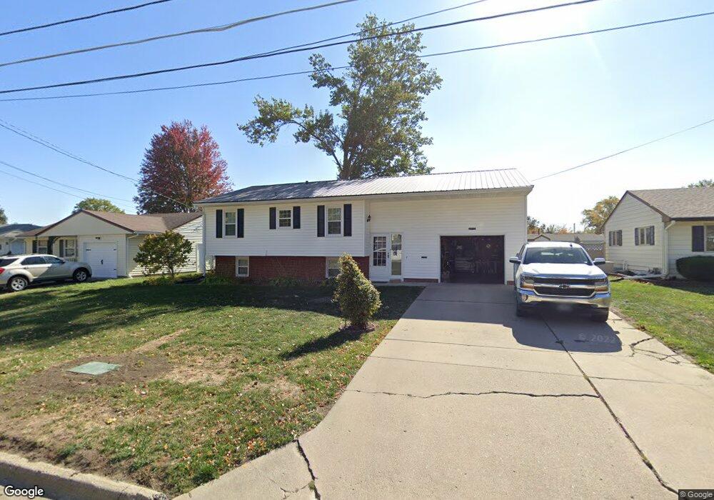 2007 N 3rd Ave E, Newton, IA 50208 - photo 1