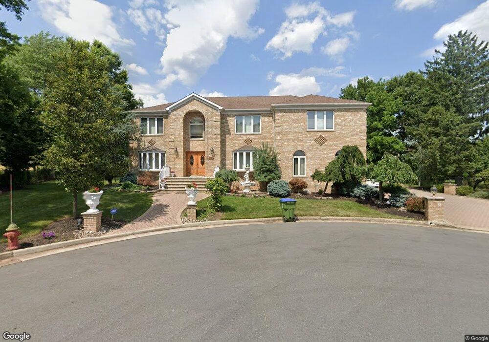 14 Tamagnini Ct, Edison, NJ 08820 - photo 1
