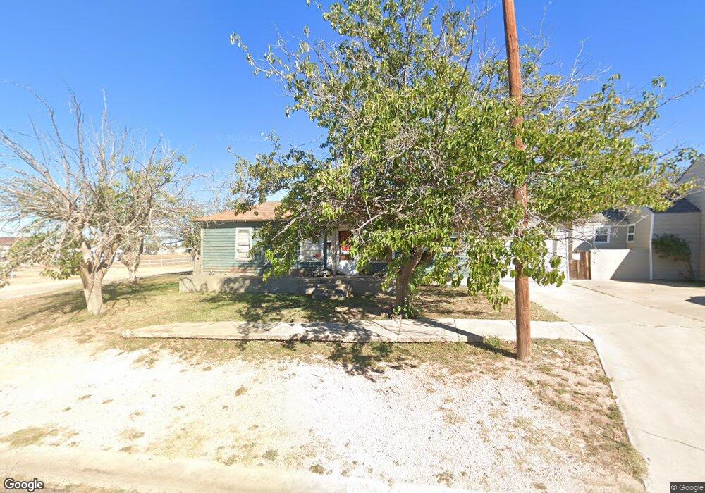 1401 Austin St, Big Spring, TX 79720 - photo 1