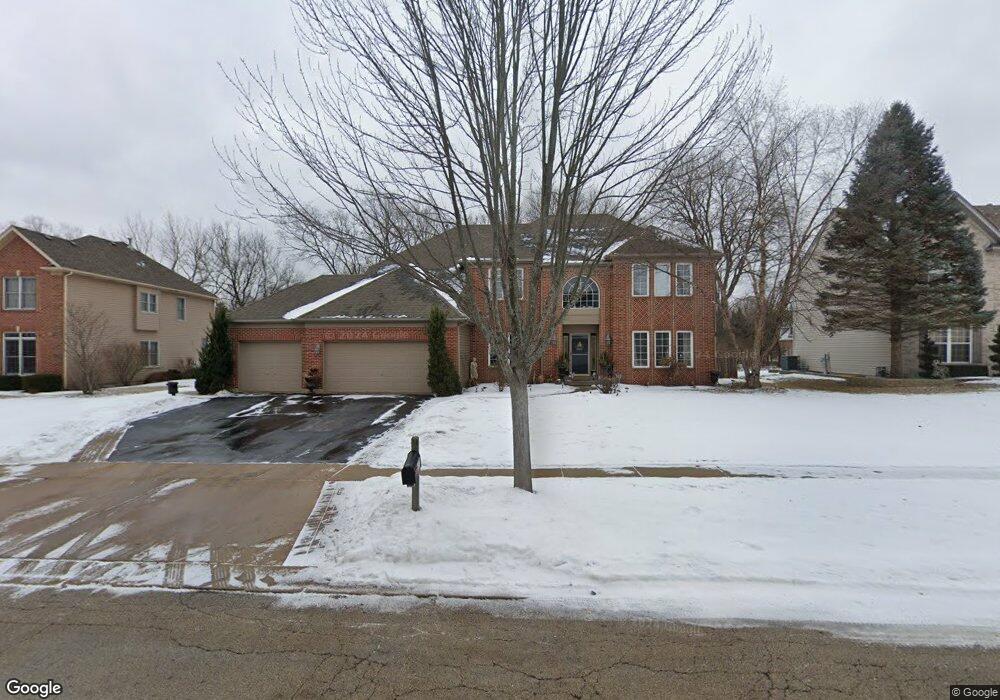 1570 Southridge Trail, Algonquin, IL 60102 - photo 1
