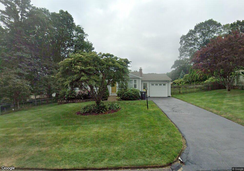 9 Gilbert St, Warwick, RI 02886 - photo 1