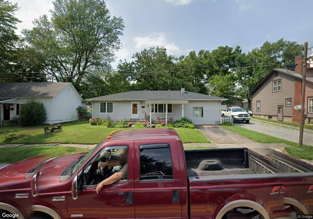 410 Bourbon St, Blanchester, OH 45107 - photo 1