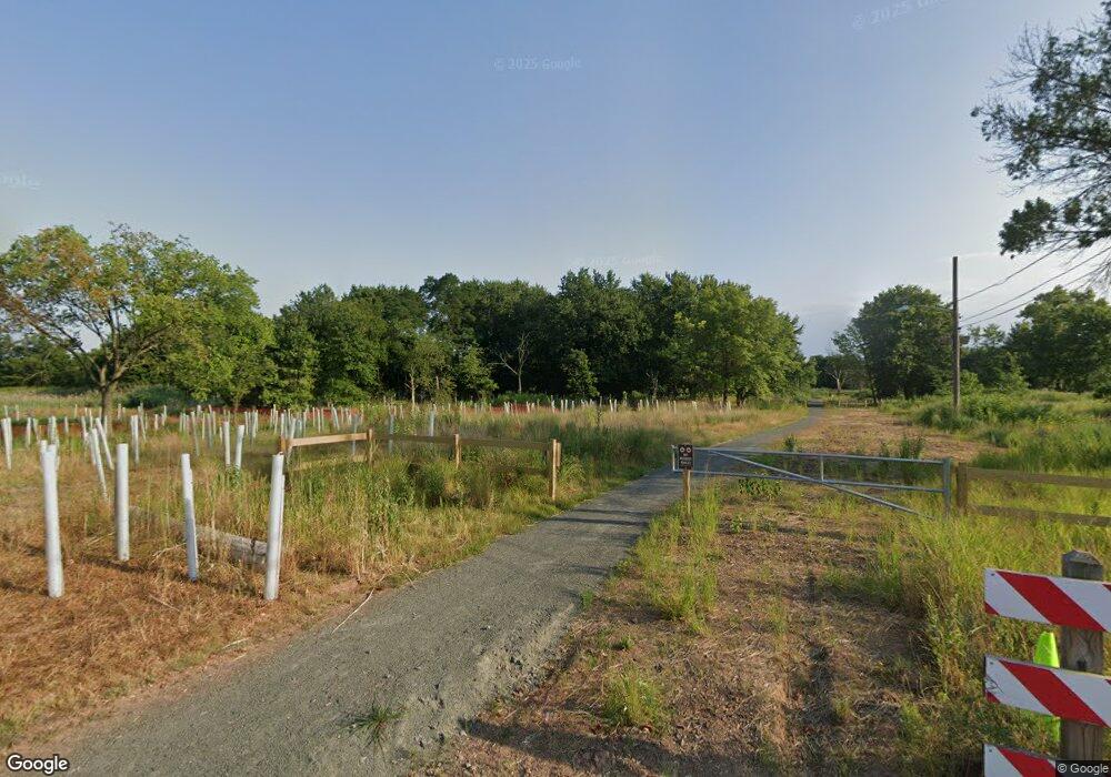 520 Watson Ave, Woodbridge, NJ 07095 - photo 1