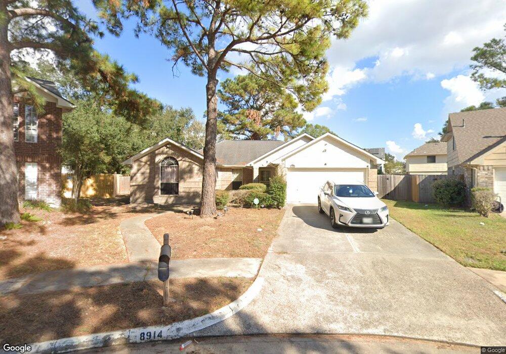 8914 Inwood North Dr, Houston, TX 77088 - photo 1