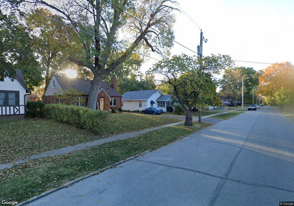 2121 36th St, Des Moines, IA 50310 - photo 1