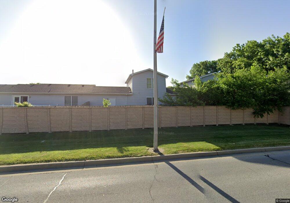 903 Windsor Ln, Dyer, IN 46311 - photo 1