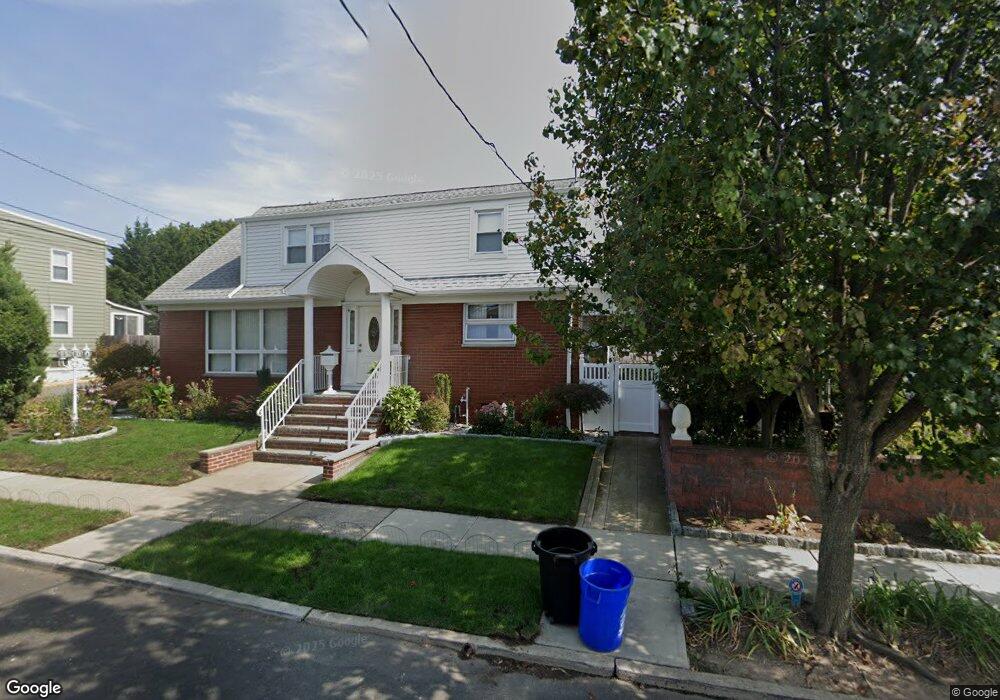 654 Chase Ave unit 2, Lyndhurst, NJ 07071 - photo 1