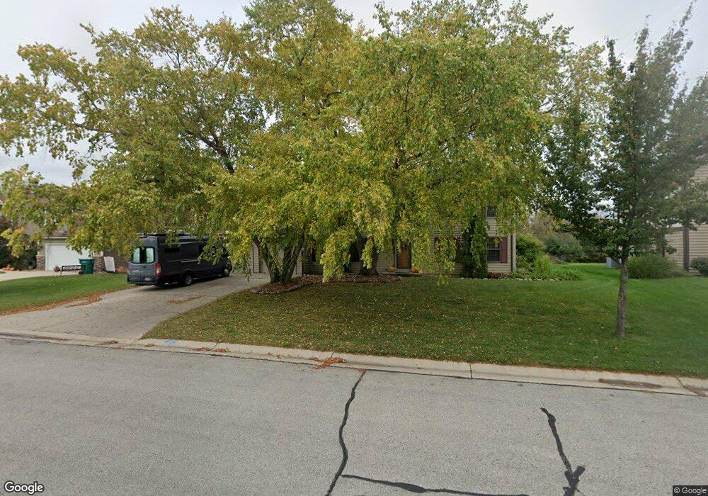 N106W16330 Fieldstone Pass, Germantown, WI 53022 - photo 1