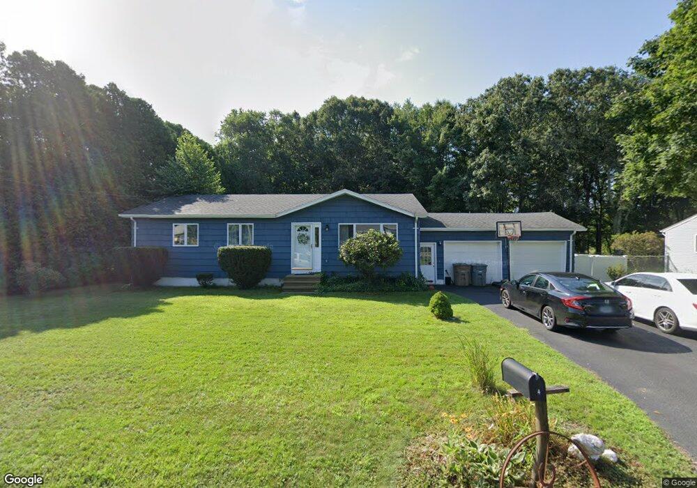 4 Wagonwheel Rd, East Lyme, CT 06333 - photo 1
