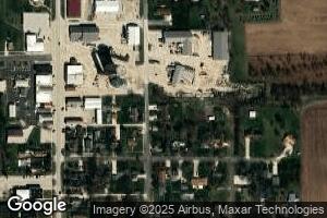 303 S Park St, Gifford, IL 61847