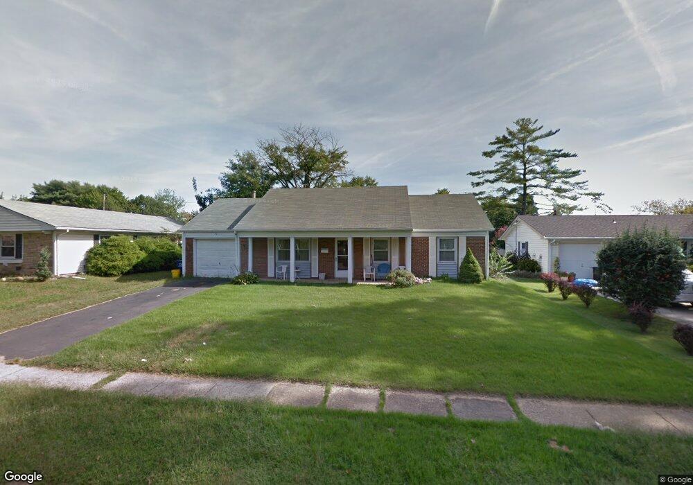 72 Edgemont Ln, Willingboro, NJ 08046 - photo 1