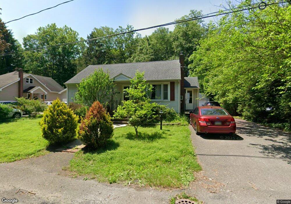 1825 Douglas Ave, Stroudsburg, PA 18360 - photo 1