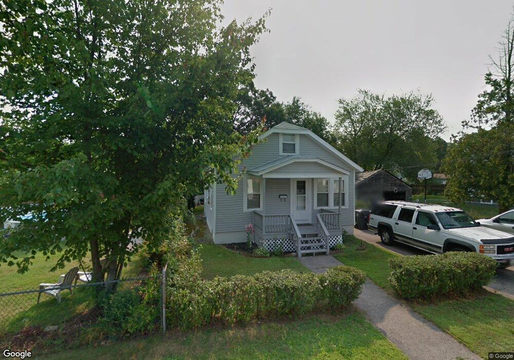 12 Aborn Ave, Warwick, RI 02888 - photo 1