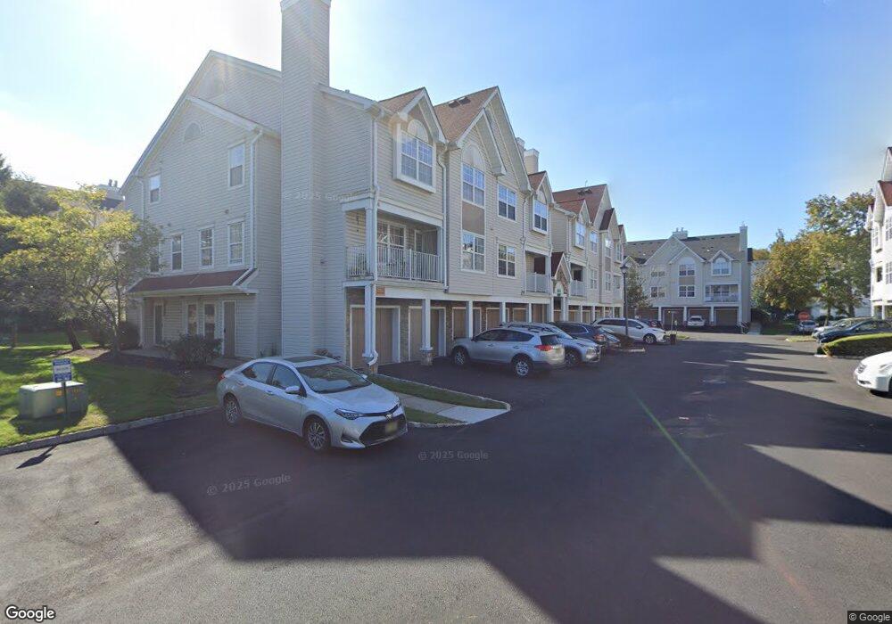 14 Wilmbelton Ct, Edison, NJ 08820 - photo 1