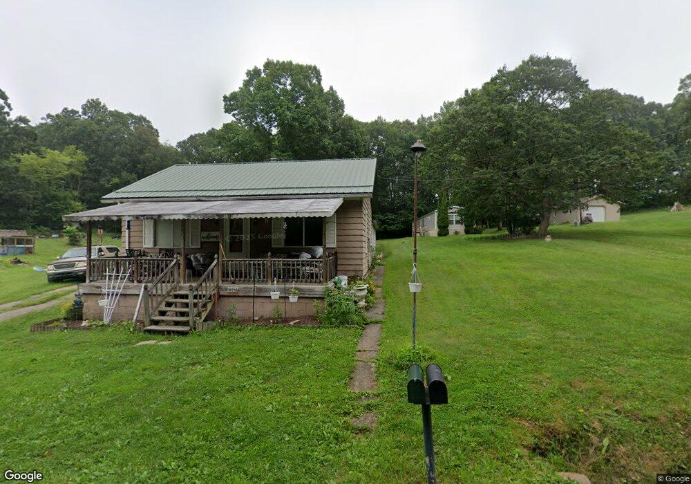 16568 Cornell St, East Liverpool, OH 43920 - photo 1