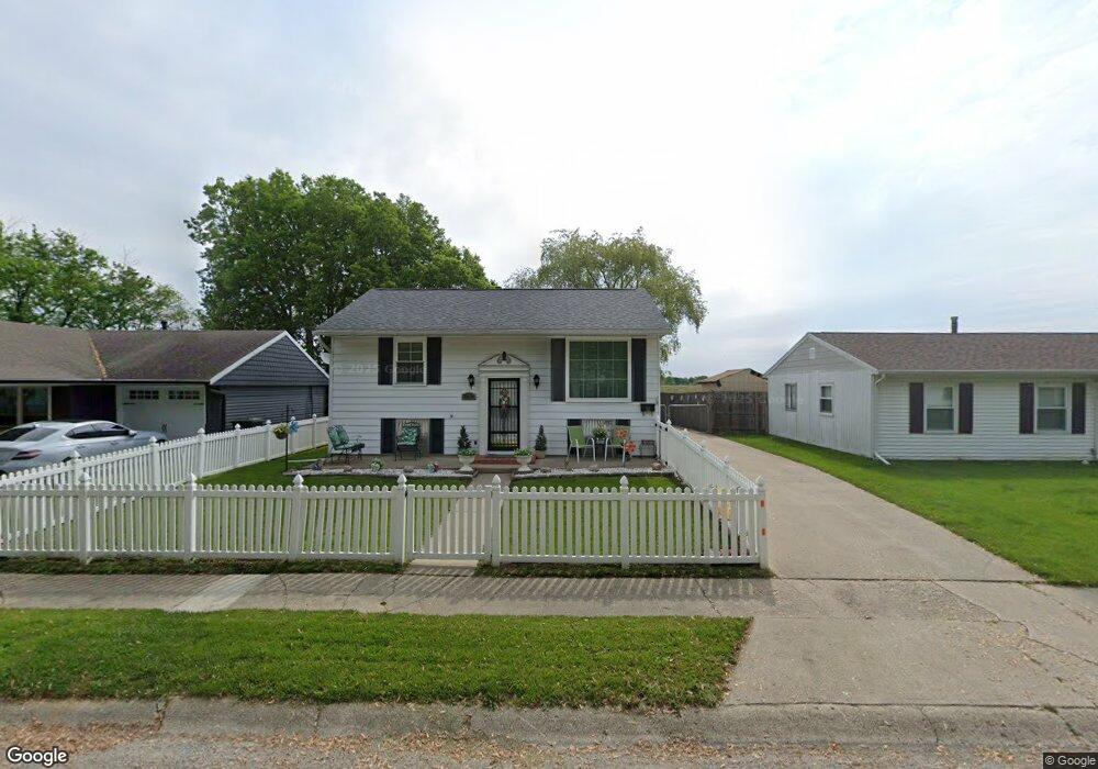 1508 S 2nd St, Mattoon, IL 61938 - photo 1