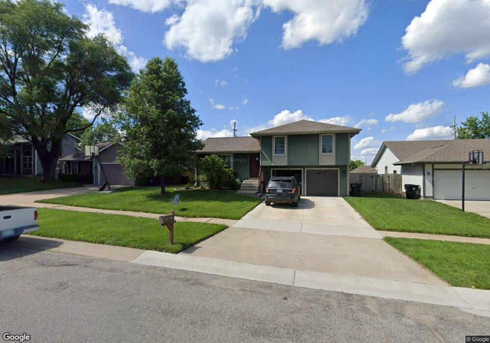 7530 SW 25th St, Topeka, KS 66614 - photo 1