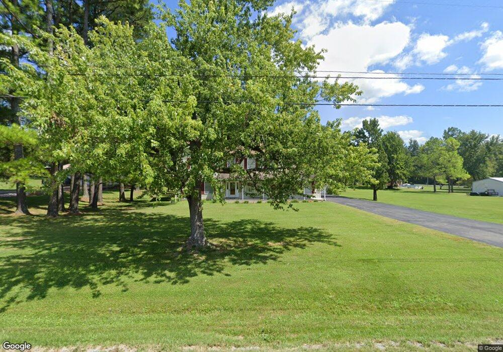 304 Saint Marys Dr, Harrisburg, IL 62946 - photo 1