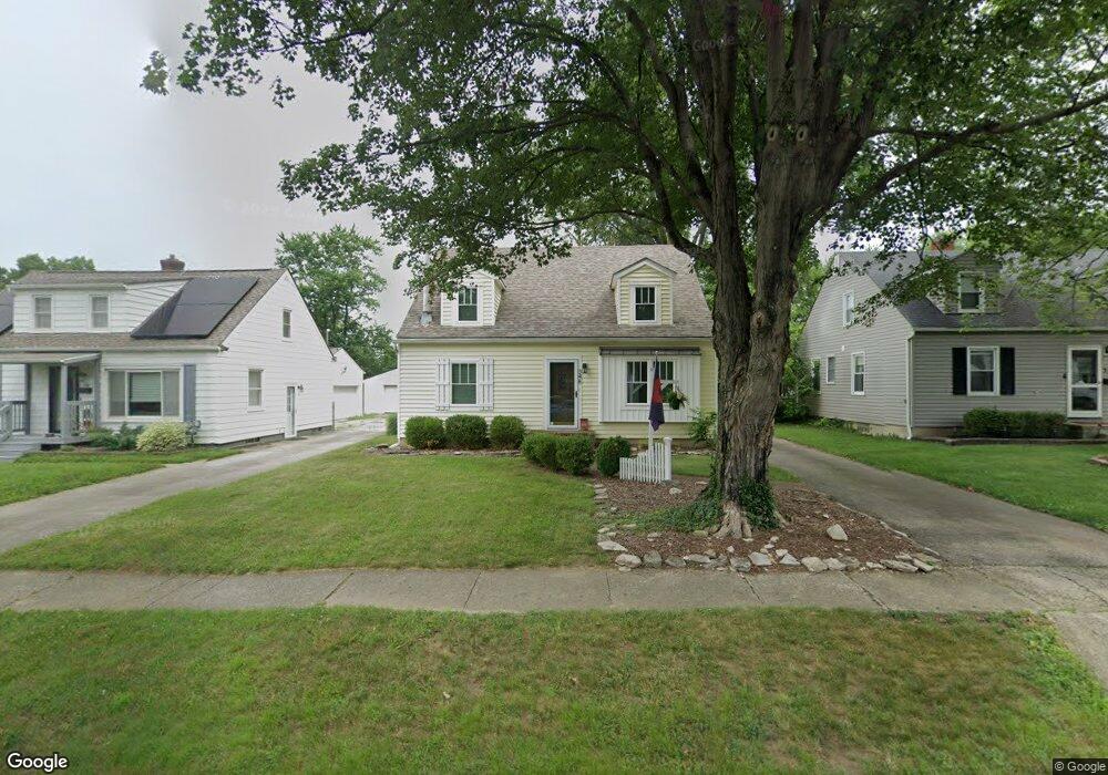 348 Wetmore Rd, Columbus, OH 43214 - photo 1