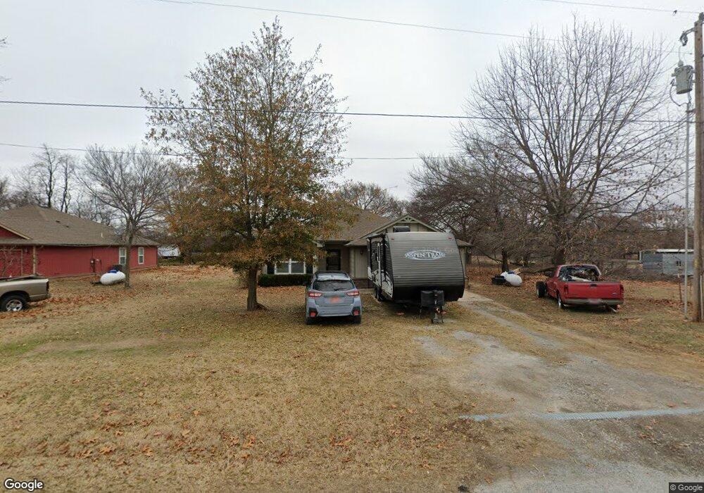 9163 Jefferson Rd, Okmulgee, OK 74447 - photo 1