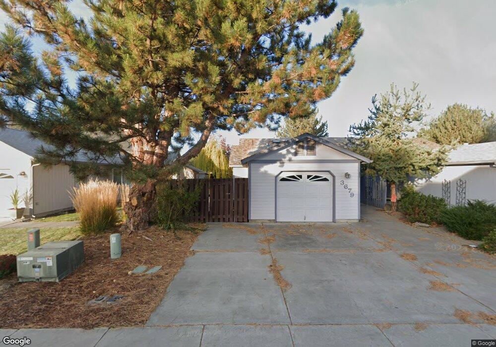 3679 SW Bobby Jones Ct, Redmond, OR 97756 - photo 1