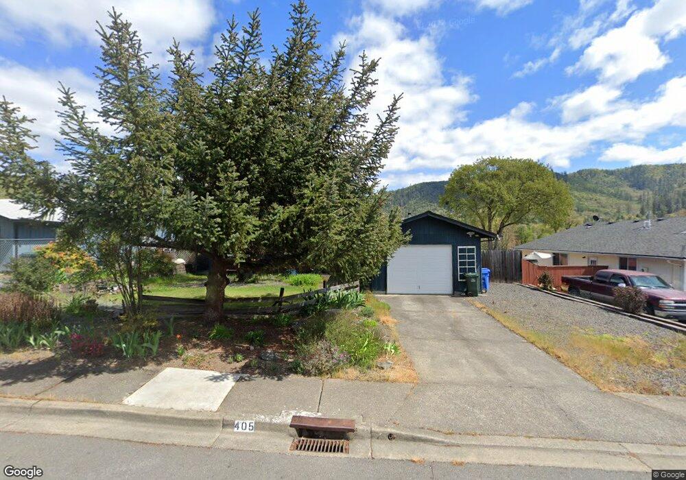 405 Nugget Dr, Rogue River, OR 97537 - photo 1