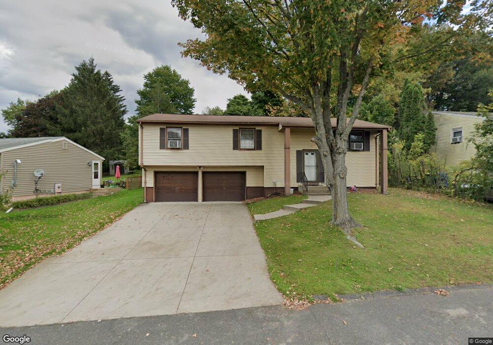 61 Meadowlark Dr, Waterbury, CT 06708 - photo 1