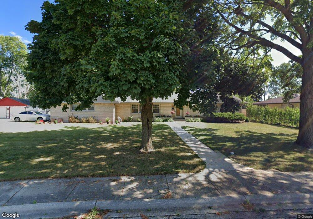 2445 Dunlay Ct, Waukegan, IL 60085 - photo 1