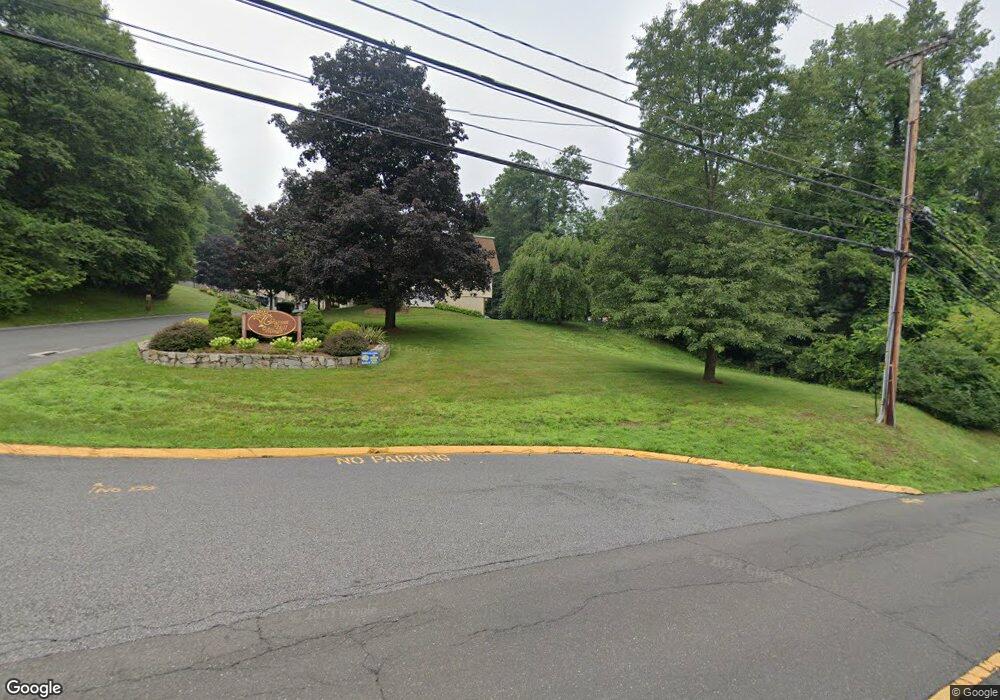 83 Chestnut St unit G, Bethel, CT 06801 - photo 1