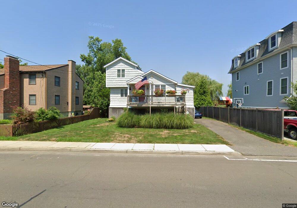 929 Reef Rd, Fairfield, CT 06824 - photo 1