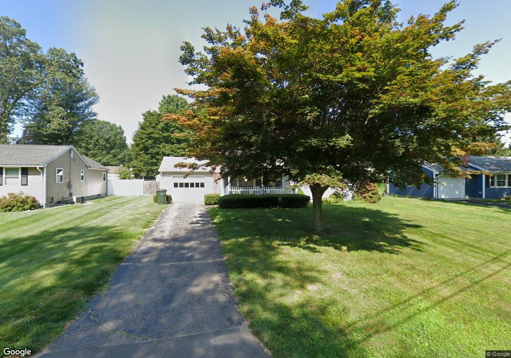 128 Belaire Cir, Windsor Locks, CT 06096 - photo 1