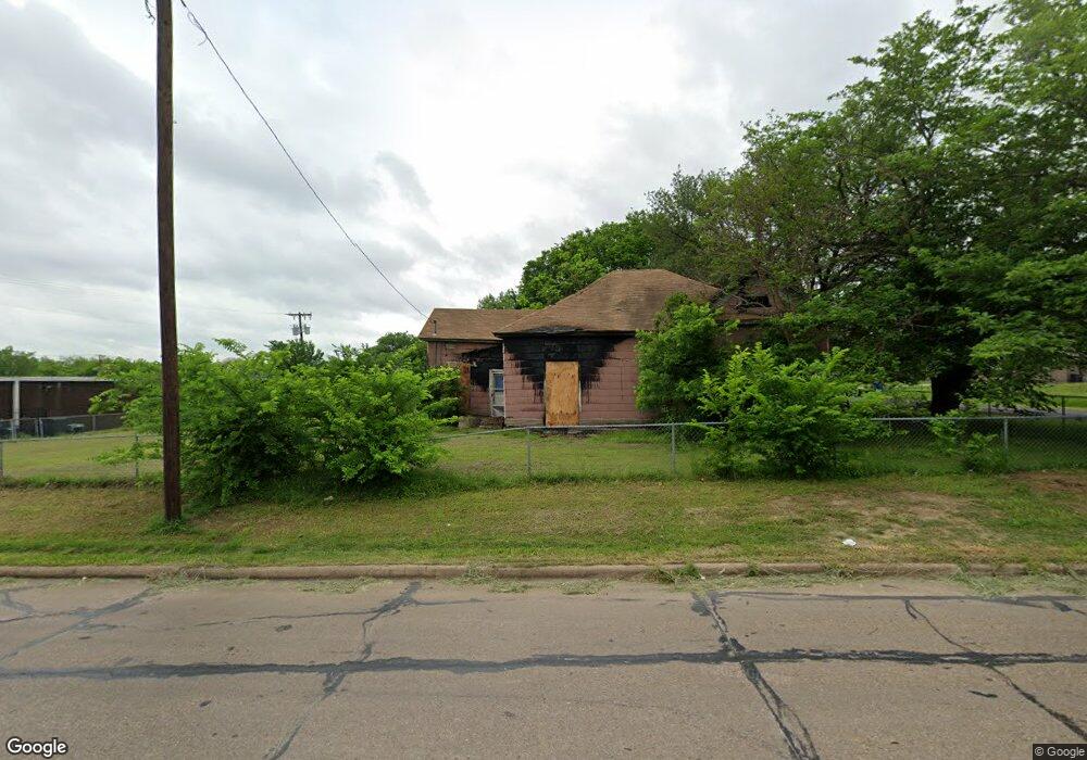 201 E Martin Luther King Dr, Ennis, TX 75119 - photo 1