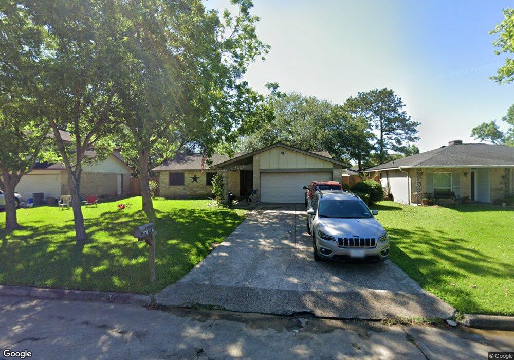 4227 Lucian Ln, Friendswood, TX 77546 - photo 1