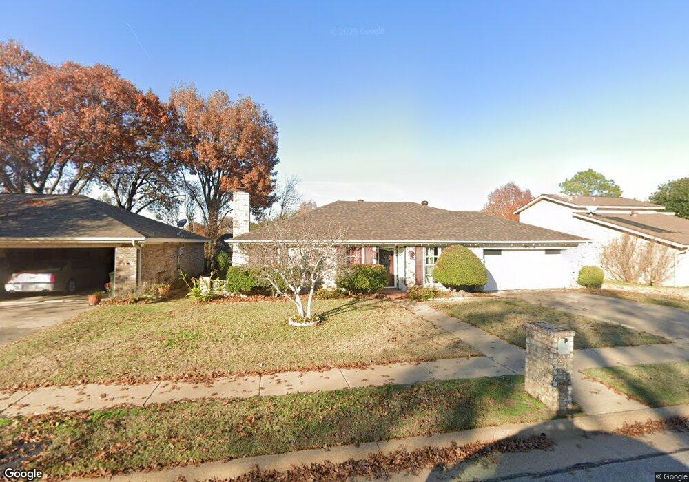 1721 Bedford Oaks Dr, Bedford, TX 76021 - photo 1