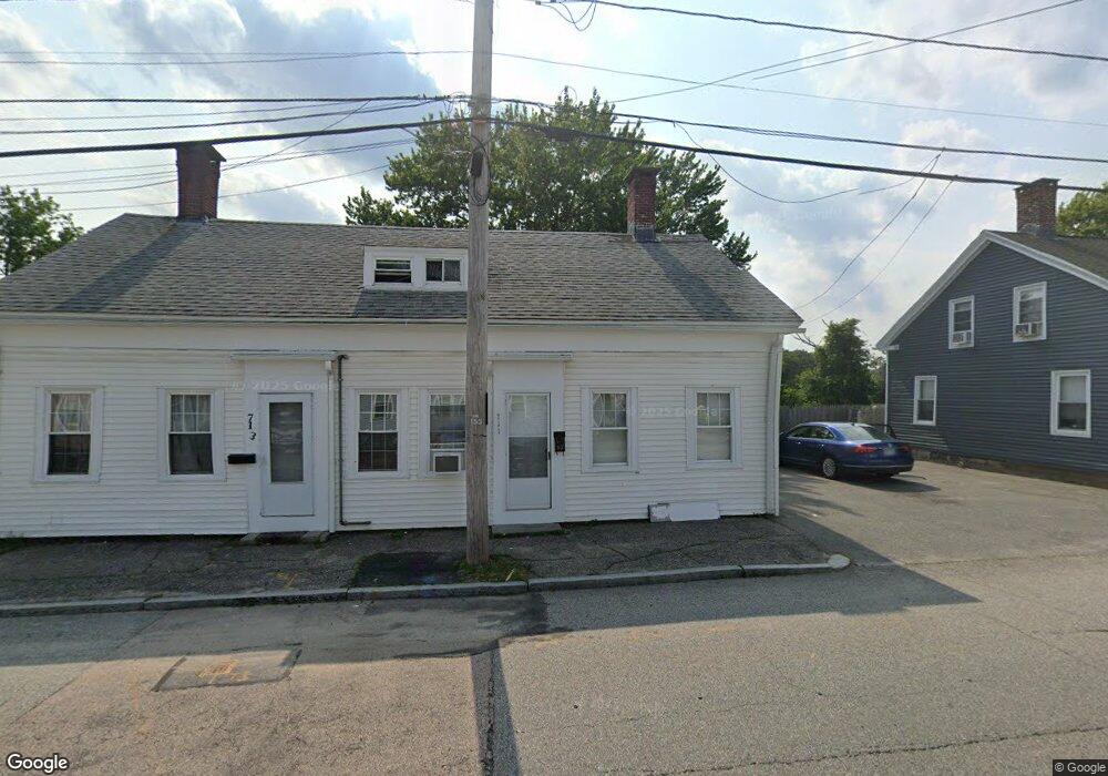 711 Dyer Ave unit 713, Cranston, RI 02920 - photo 1