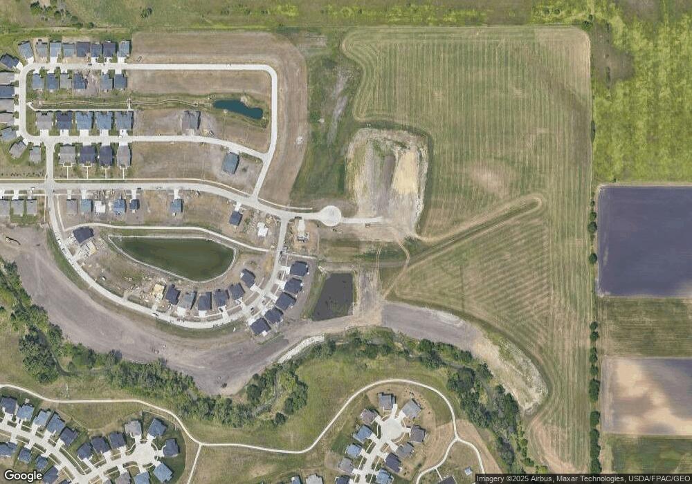 8233 Mahon Ct, Johnston, IA 50111 - photo 1