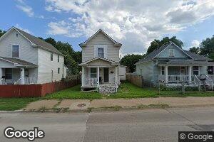 205 SE 17th St, Topeka, KS 66612