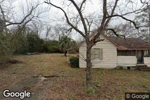 231 N Pine St, Ailey, GA 30410