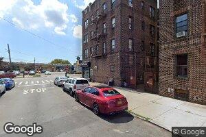 9752 75th St, Ozone Park, NY 11416