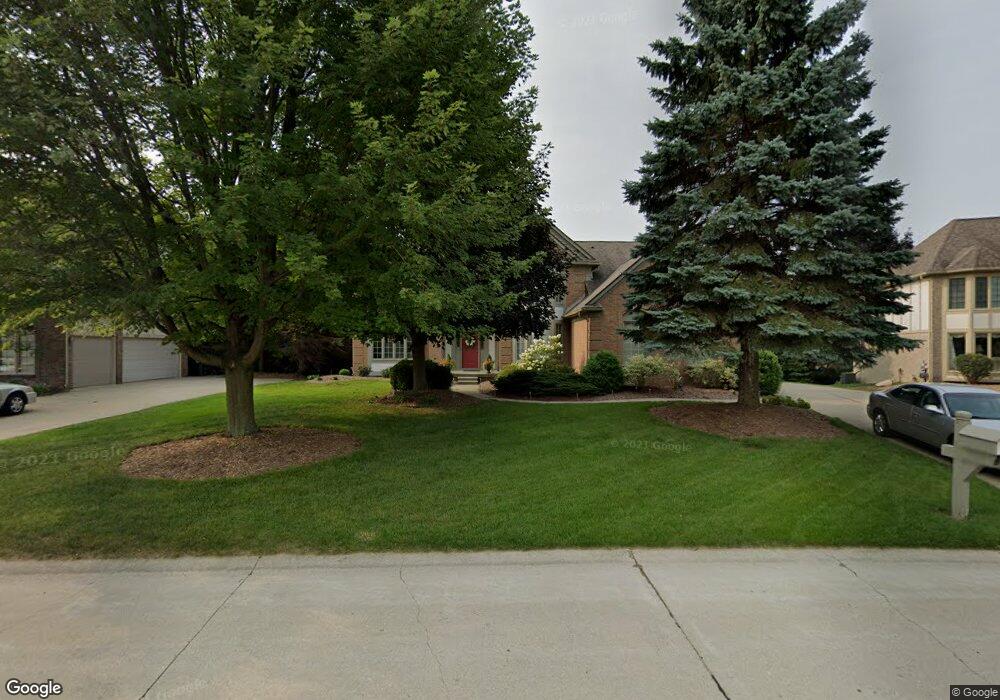 3726 Edinborough Dr, Rochester Hills, MI 48306 - photo 1