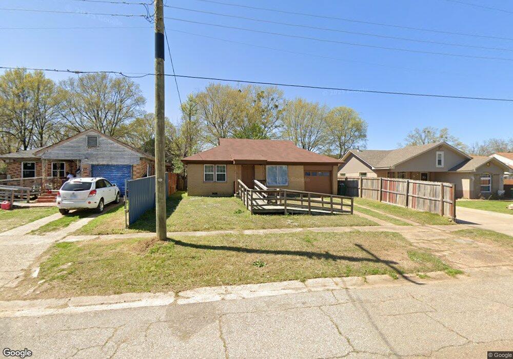 2421 Oaklawn Dr, Texarkana, TX 75501 - photo 1