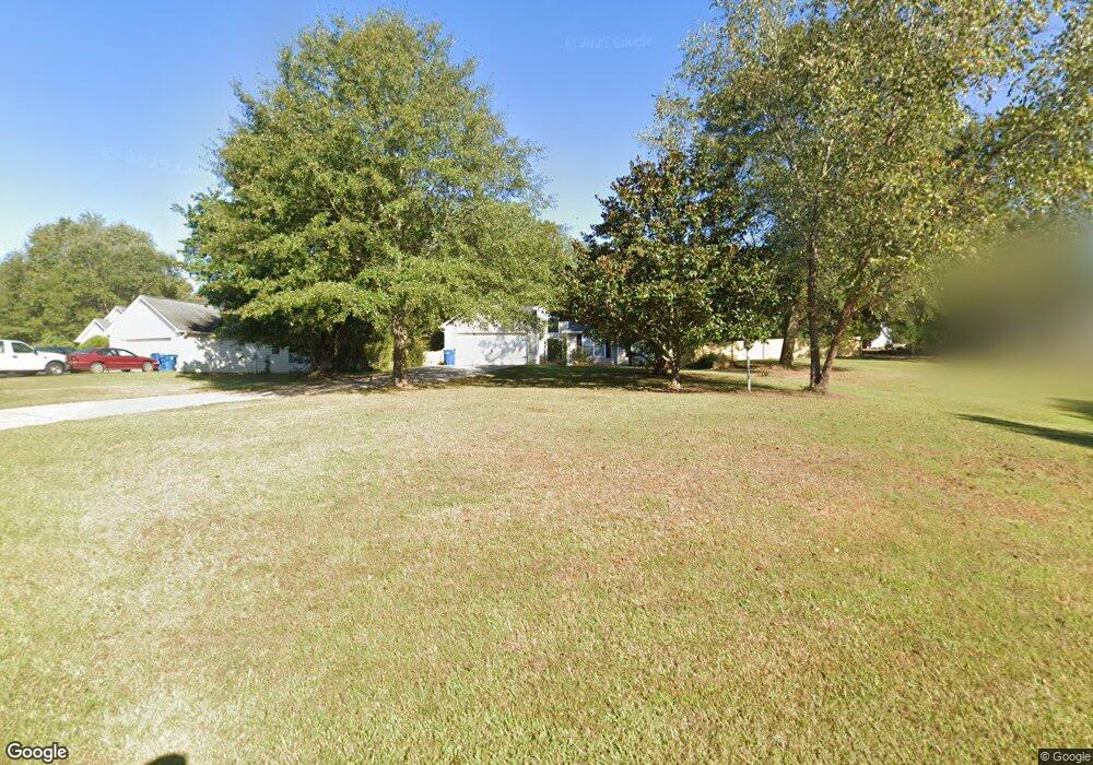 1011 Edgewater Ln, Hoschton, GA 30548 - photo 1