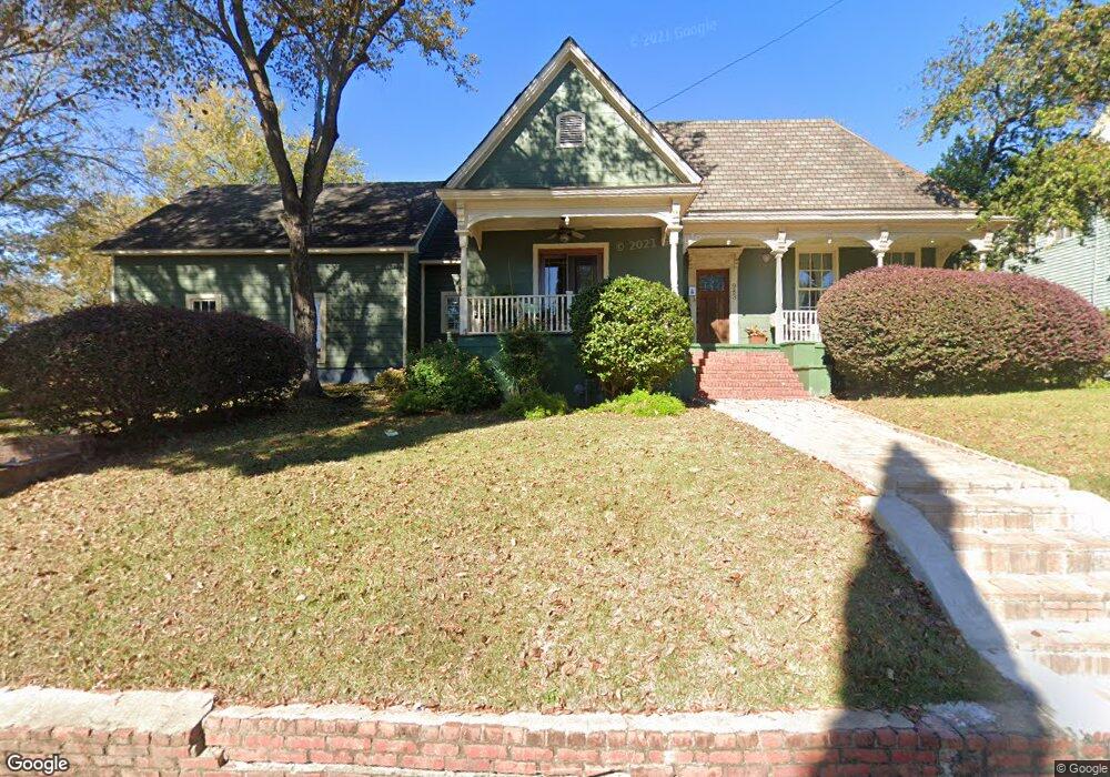 983 Cole St, Macon, GA 31201 - photo 1