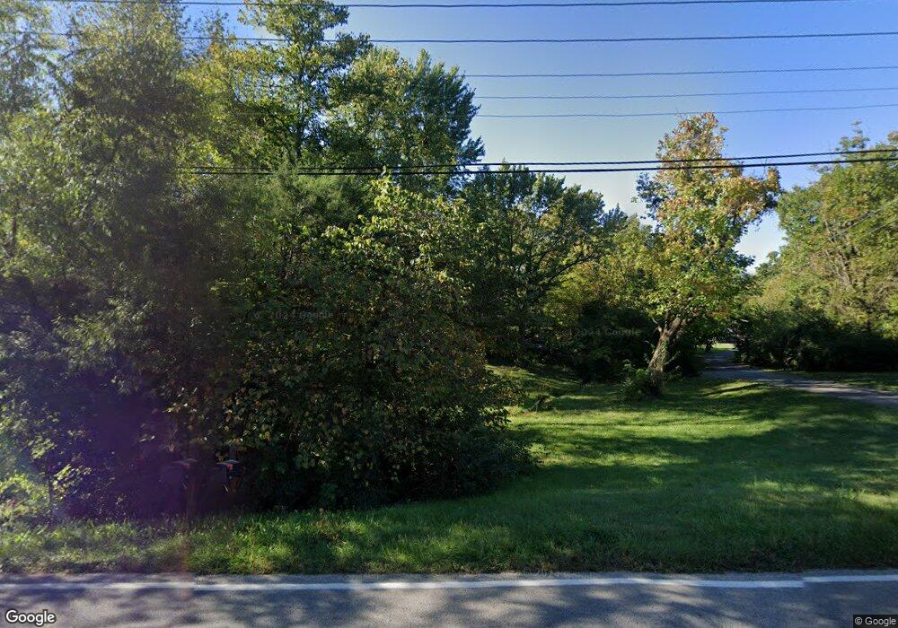 6218 Applegate Ln, Louisville, KY 40219 - photo 1